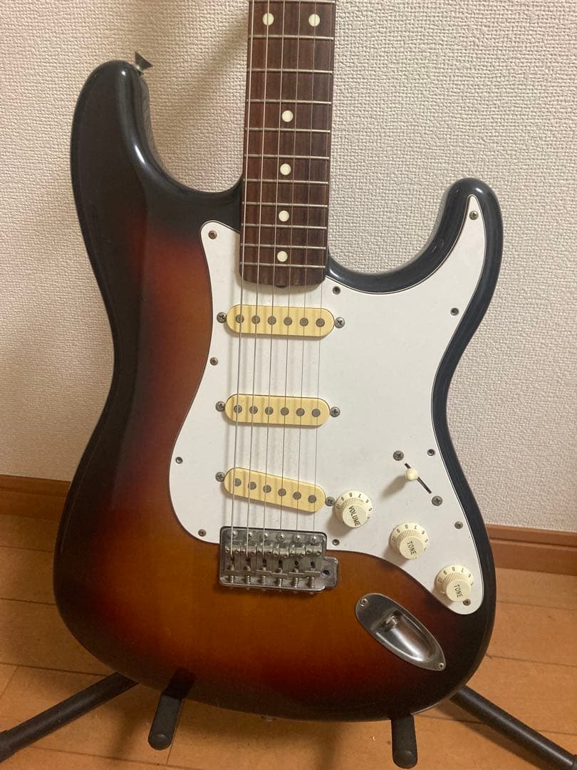 ギター FERNANDES RST (R8?) The Revival