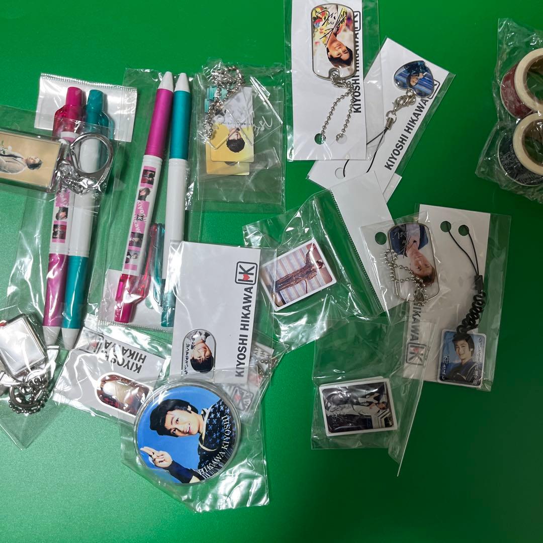 氷川きよし　大量　グッズセット　アクセサリー　キーホルダー　ブレスレット　シャツ