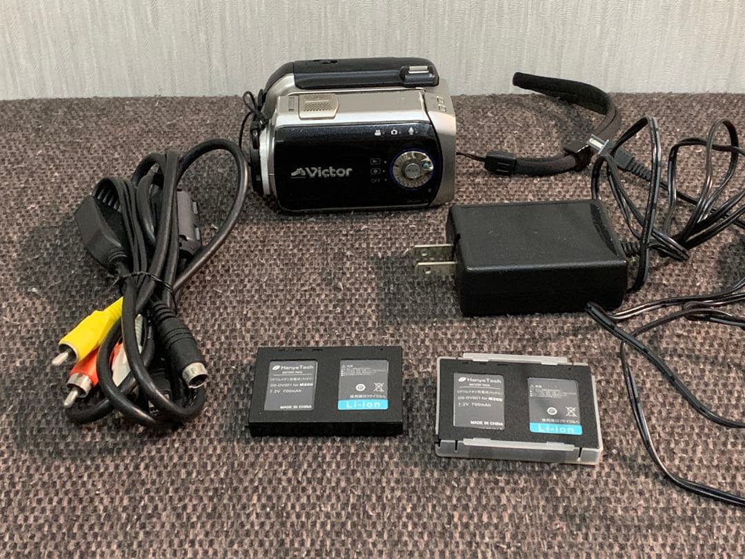 ビクター　HDD ビデオカメラ　GZ-MC200