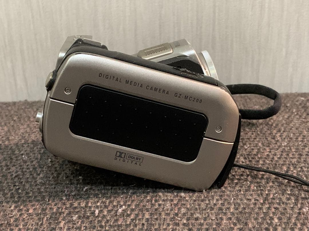 ビクター　HDD ビデオカメラ　GZ-MC200