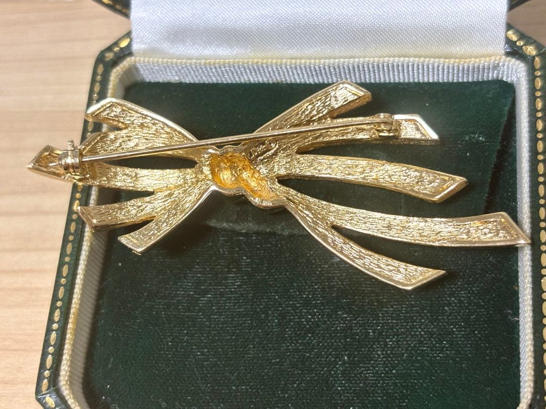 Dior ヴィンテージ リボン ゴールド ラインストーン￼￼ ブローチ