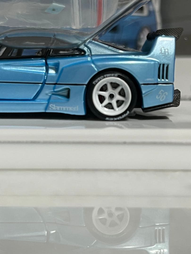 デーモンキングオート　LBWK フェラーリＦ４０.ガルウイング