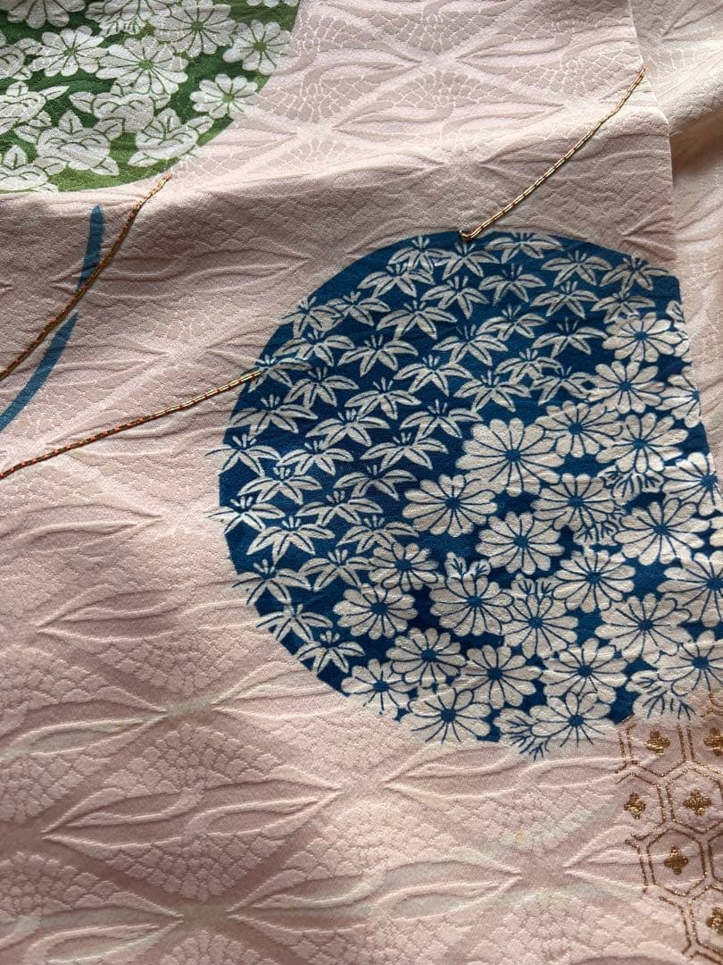 振袖 花柄 上品　豪華　金　赤 白 緑 青　長襦袢つき