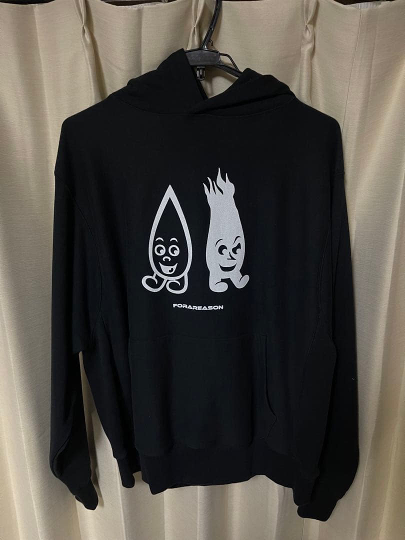 本日限定価格　FOR A REASONパーカー　黒　Lサイズ
