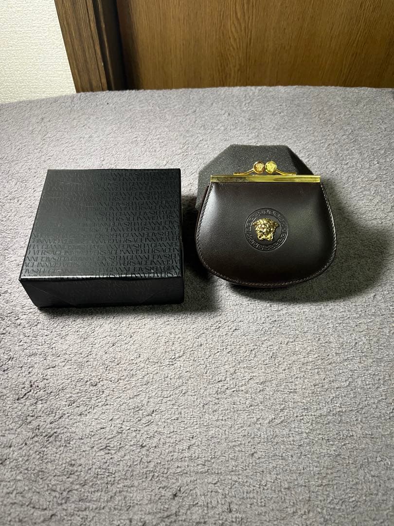 ヴェルサーチ　財布　がま口　ケース　未使用品