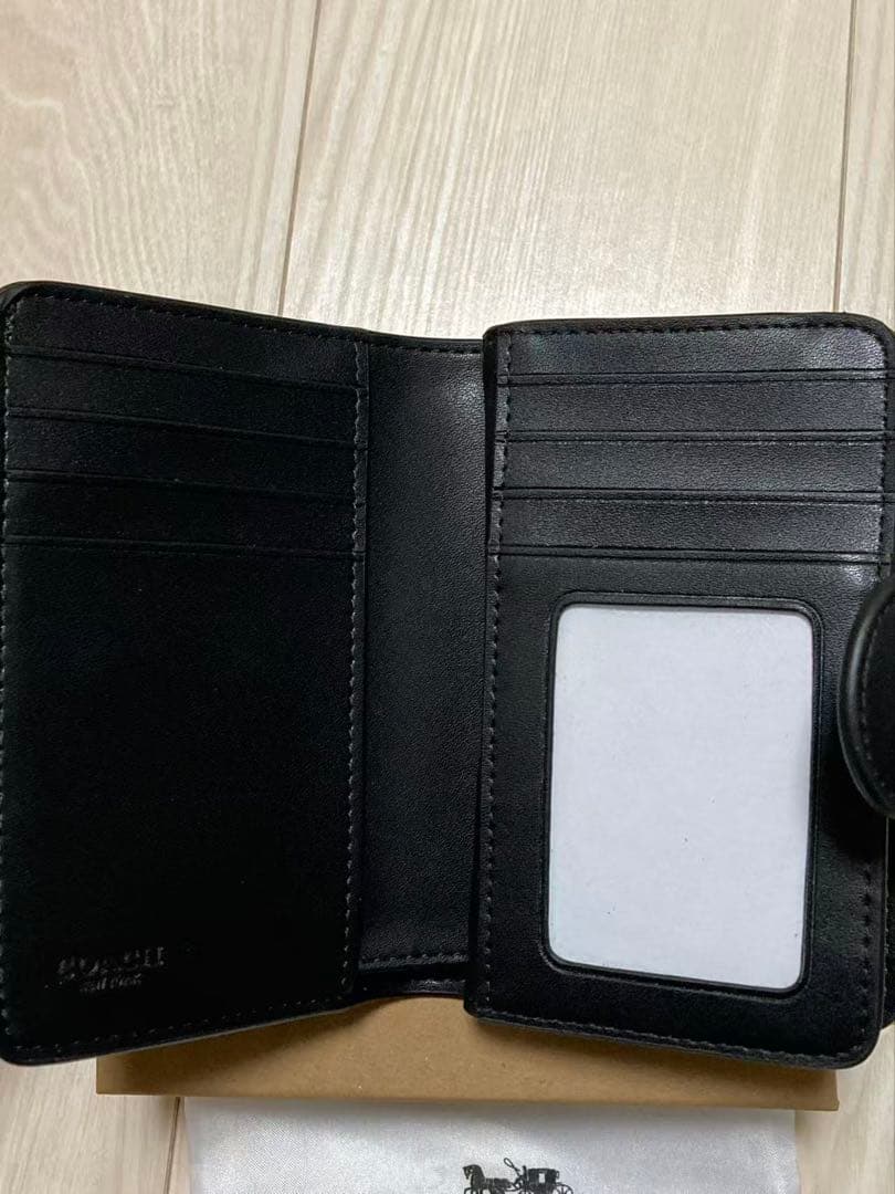 COACH コーチ 二つ折り財布 新品・未使用