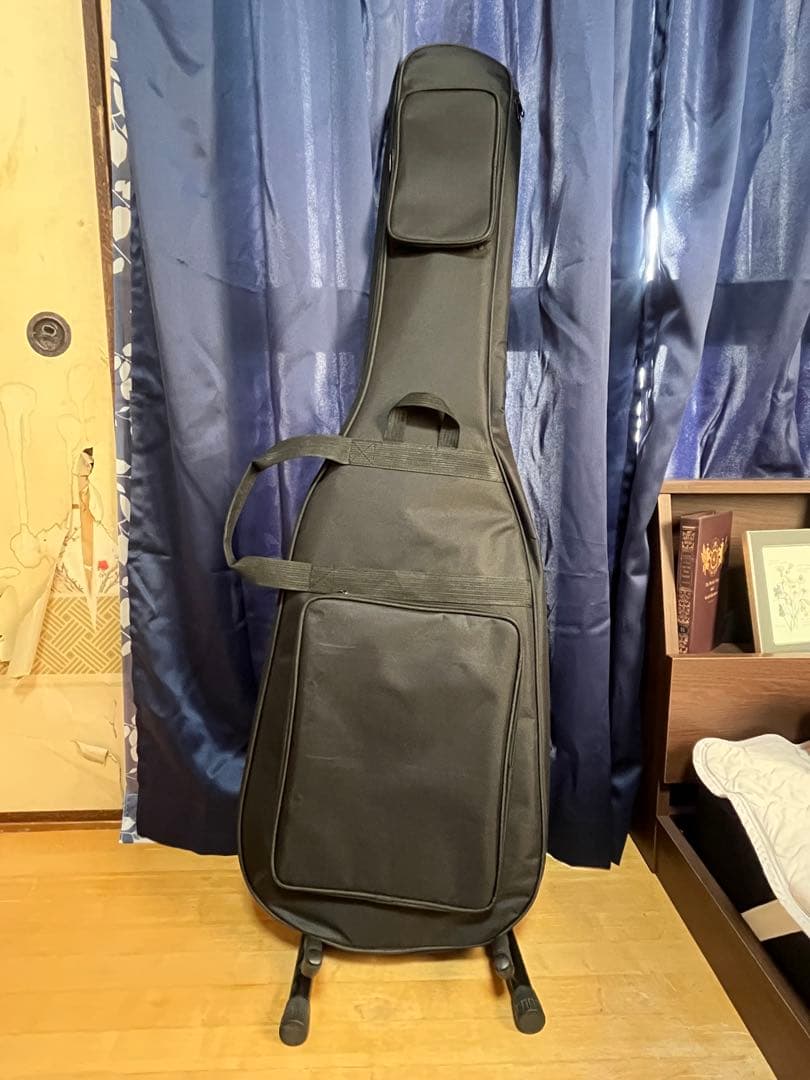 〖ストラップ、スタンド、ケース付き〗Ibanez エレキベース