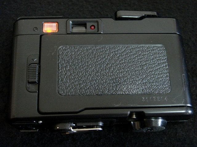 稀少 撮影可 コニカ POP EFJ の海外版 黒 konica フィルムカメラ