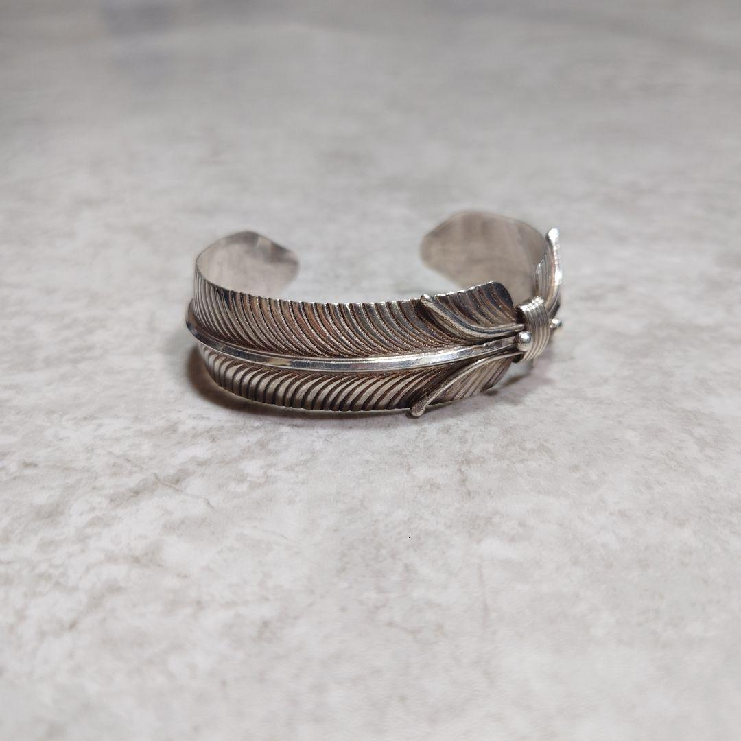 NAVAJO ナバホ族 フェザーバングル SILVER925