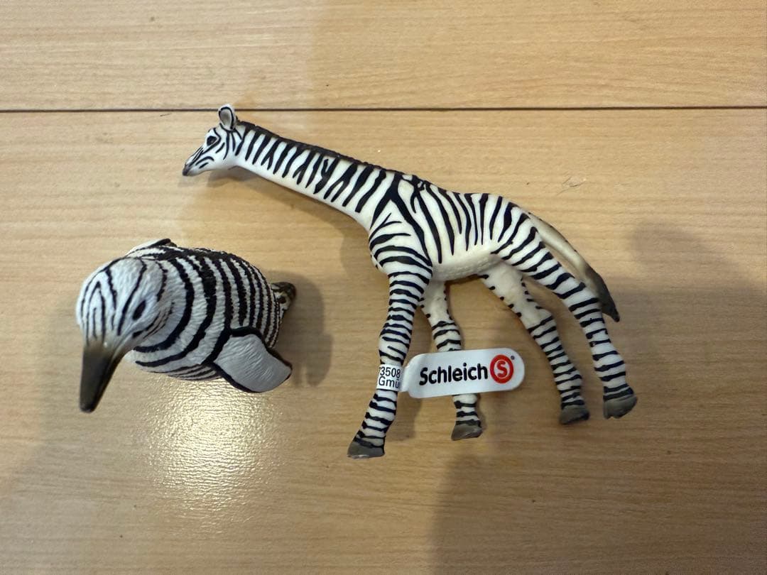 シュライヒ shleich 75周年限定品　動物　キリン　ペンギン　ゼブラ柄