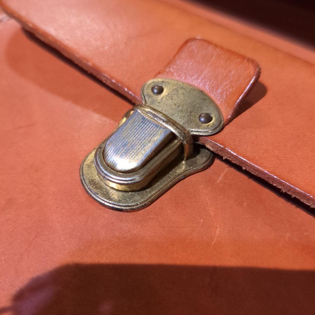 【メルカリ歳価格】HERZ サッチェルバッグ