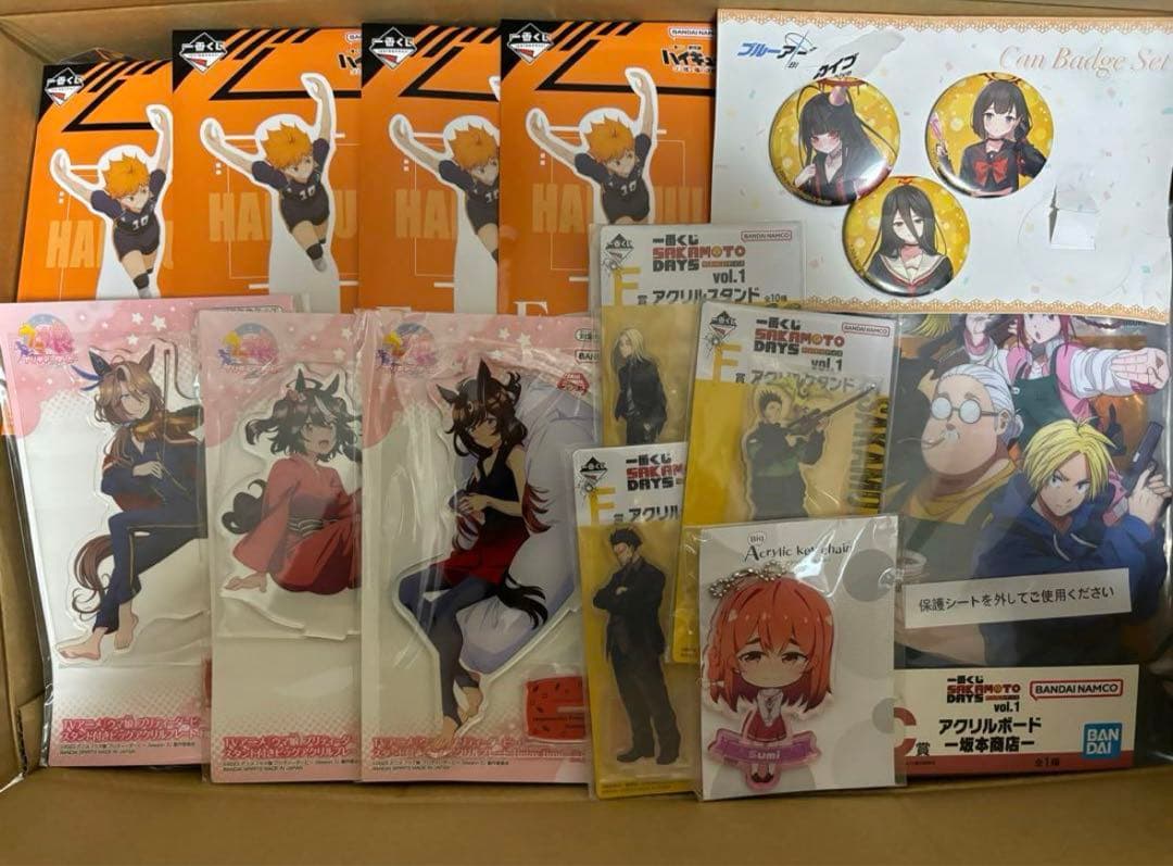 アニメ キャラクターグッズ 大量 缶バッジ アクリルスタンド まとめ売り