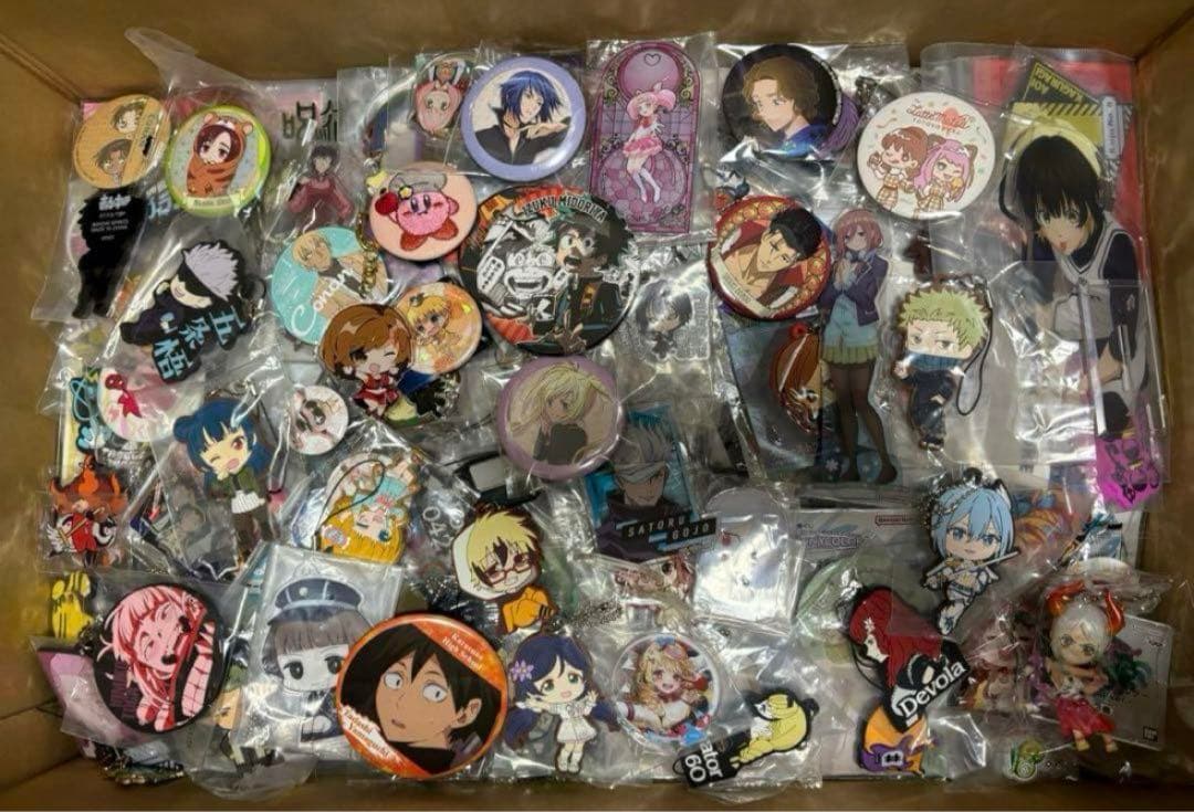アニメ キャラクターグッズ 大量 缶バッジ アクリルスタンド まとめ売り