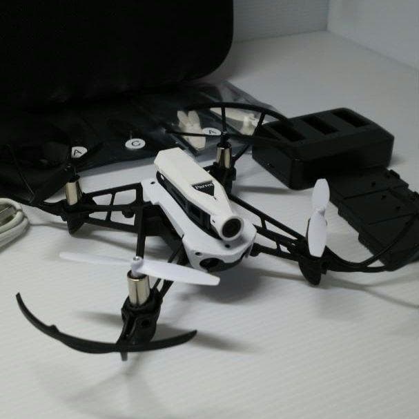 ドローン Parrot Mambo FPV 専用ケースセット