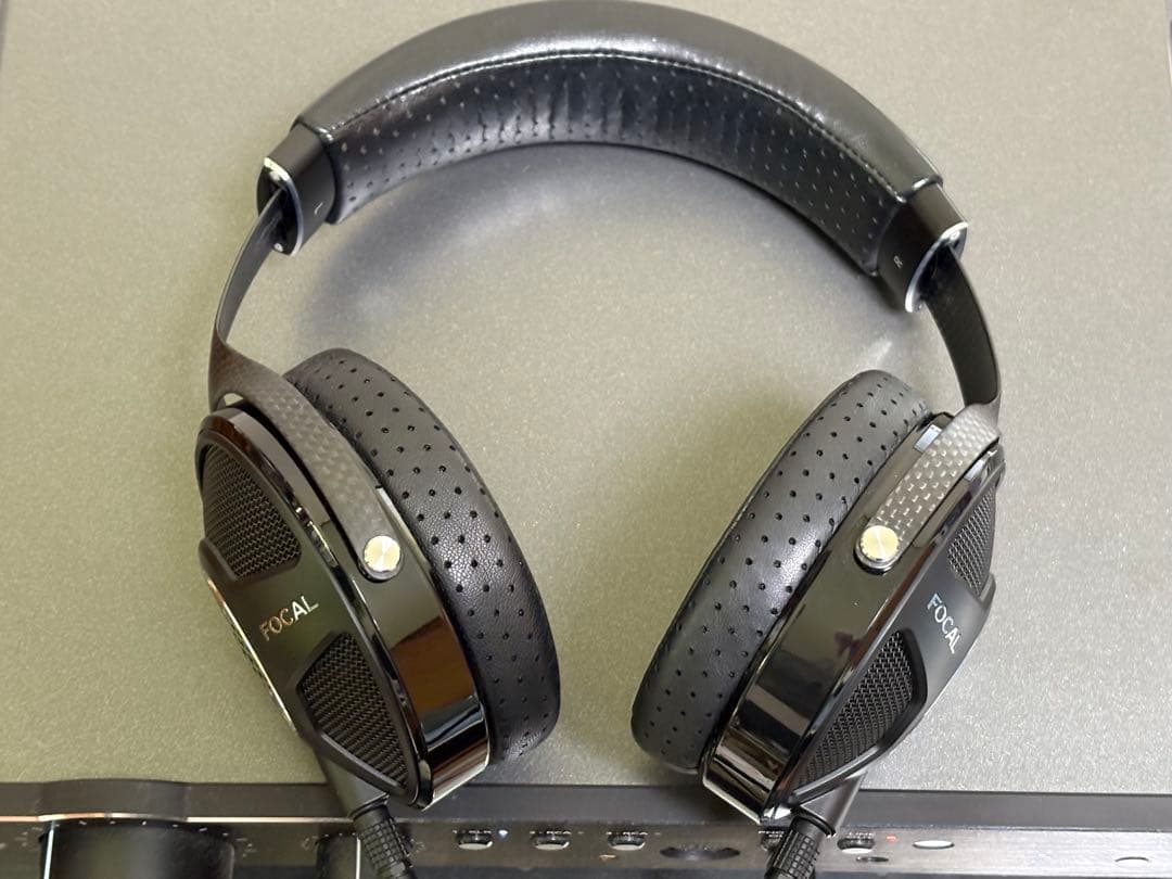 Focal Utopiaフォーカル ヘッドホン