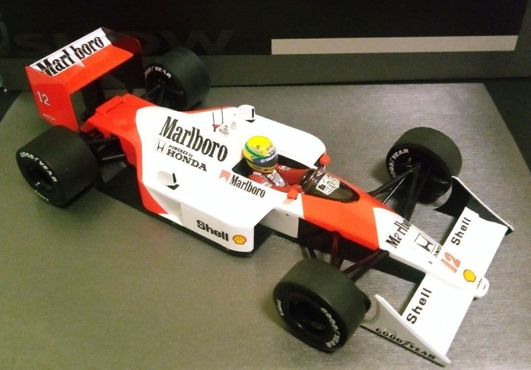 ミニチャンプス 1/18 F1 マクラーレン MP4/4 ホンダ A.セナ