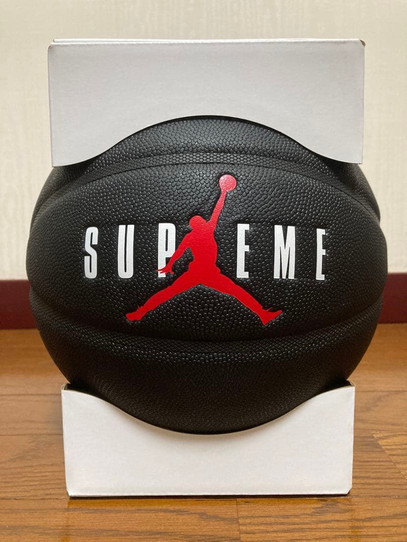 新品未開封 Supreme JORDAN バスケットボール