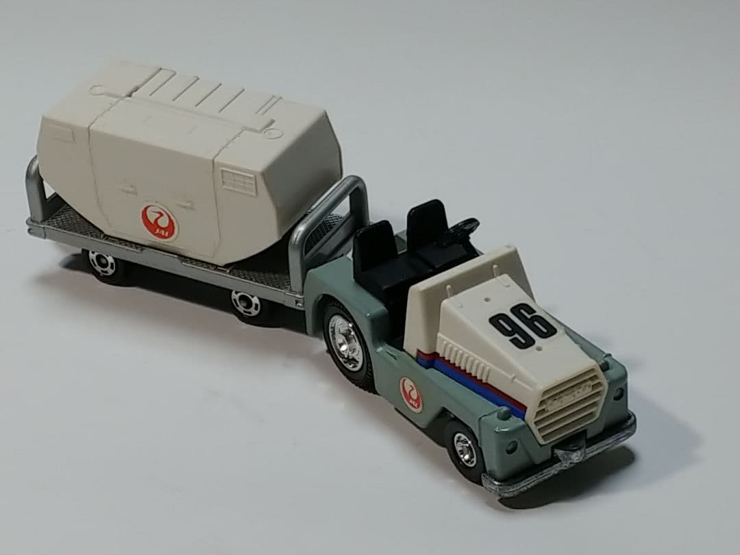 黒箱トミカ96 JAL日本航空コンテナ牽引車+100 JAL日本航空コンテナ