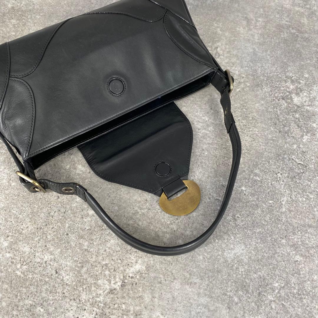 バッグ y2k Chloe leather one-shoulder bag black