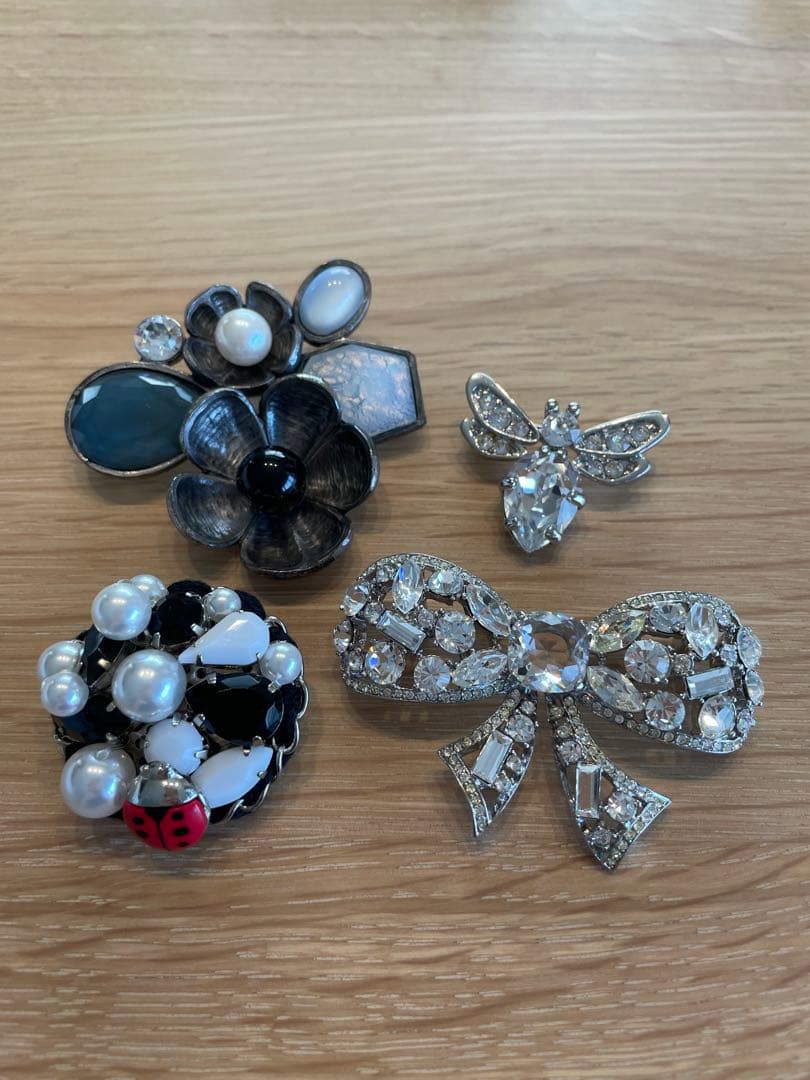 René ルネ　ブローチ　4点セット　アクセサリー　まとめ売り