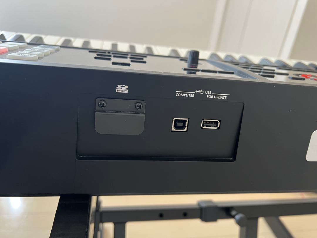 Roland FA-08 シンセサイザー 88鍵