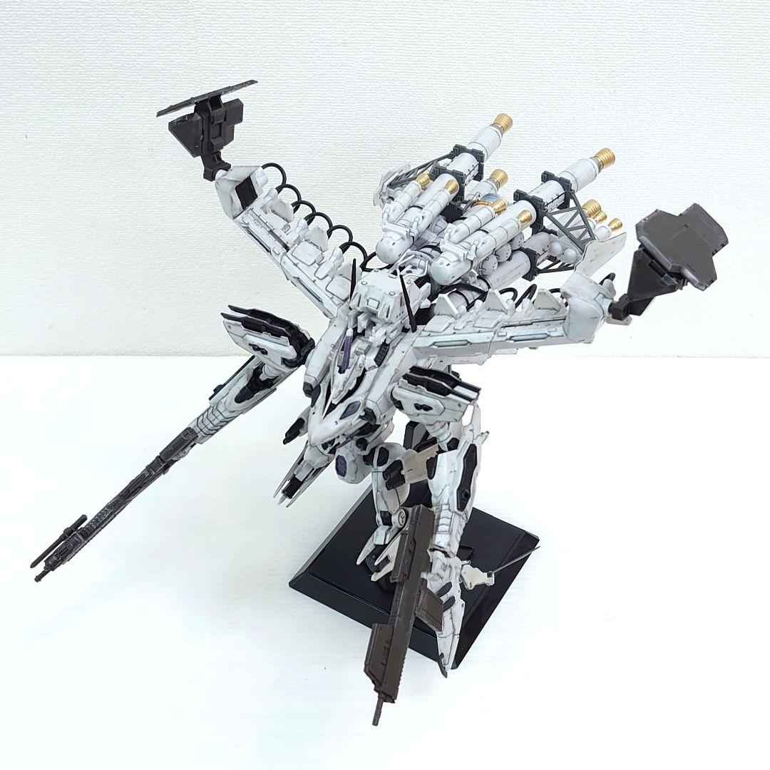 コトブキヤ アーマードコア　ラインアークホワイトグリント　プラモデル 完成
