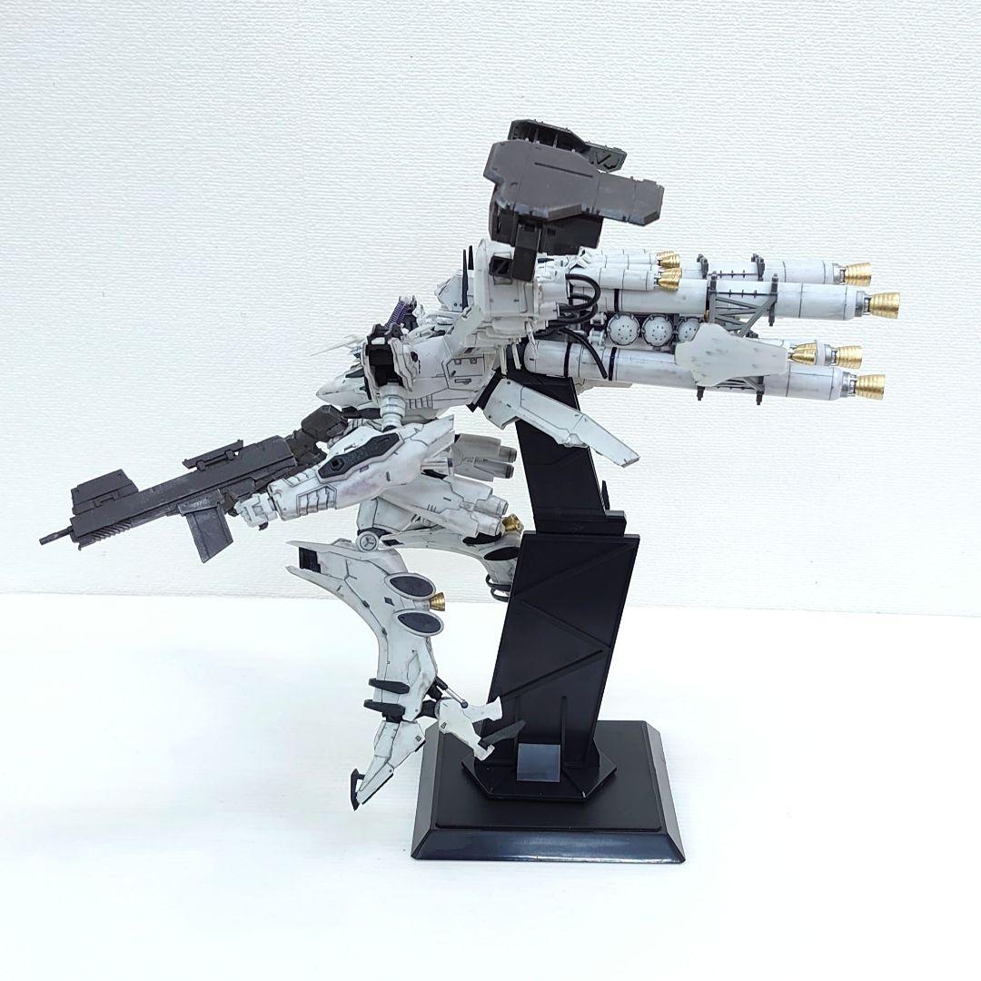 コトブキヤ アーマードコア　ラインアークホワイトグリント　プラモデル 完成