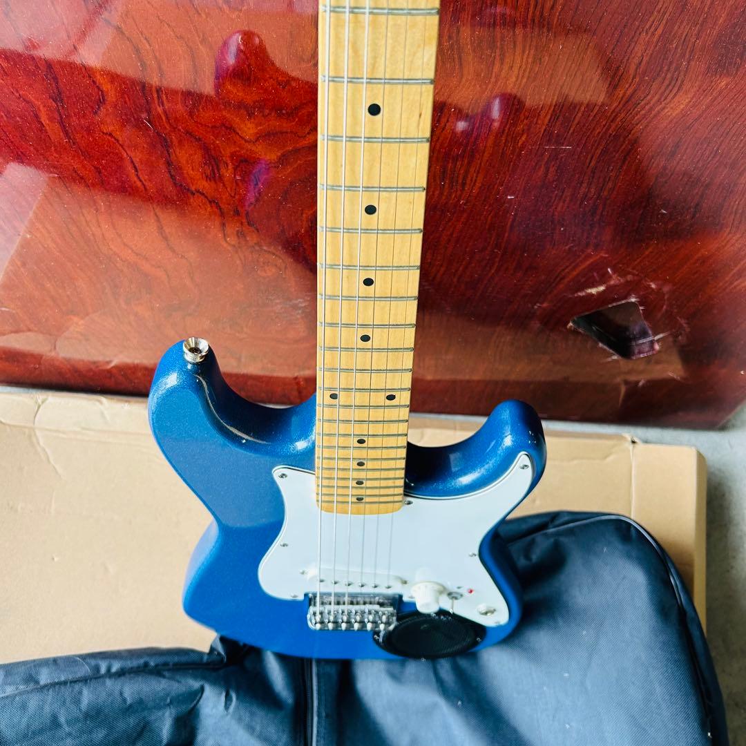 JAGUAR ストラトキャスタータイプ エレキギター