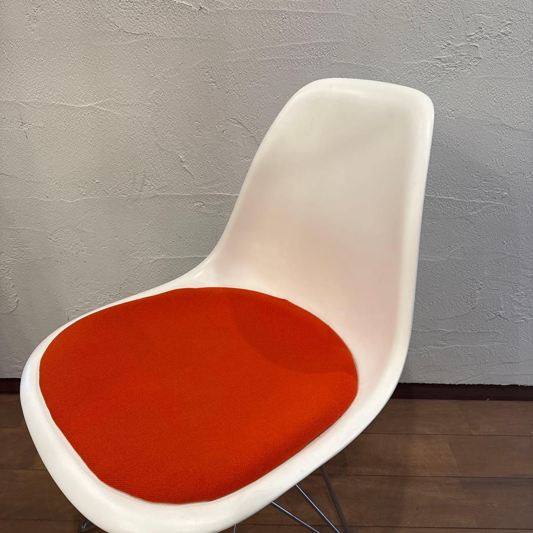 Vitra イームズ サイドシェルチェア DAW