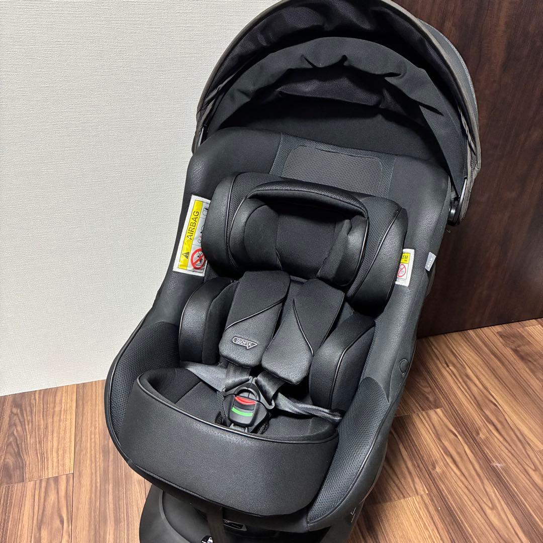 【美品】Aprica チャイルドシート　アカチャンホンポ　クルリラビッテエックス