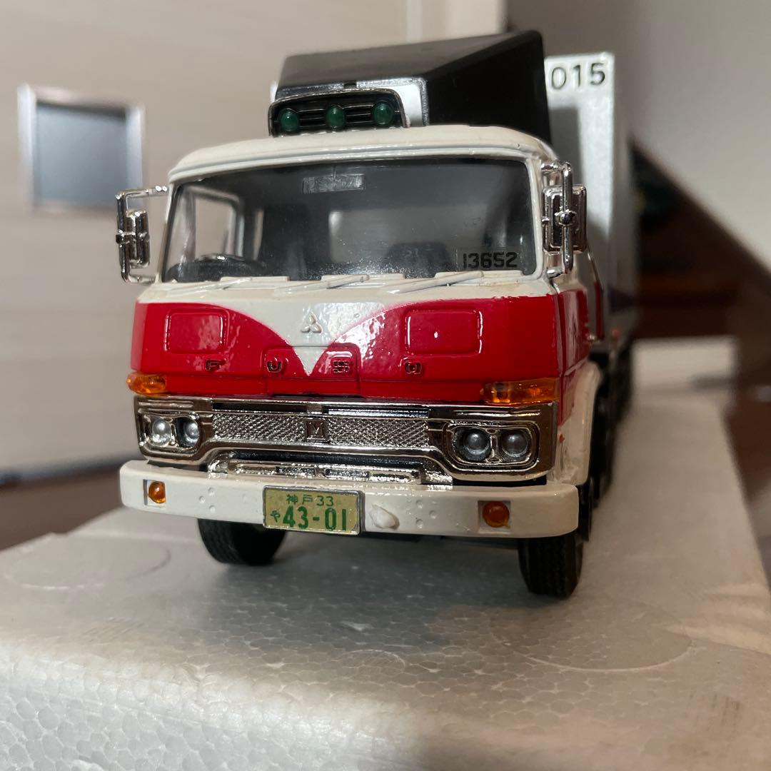 ダイヤペットミニカー￼大型ふそうトレーラーバン1／35