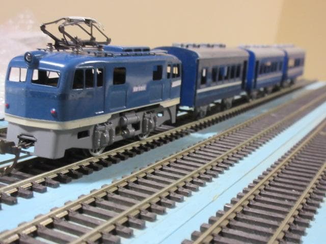 鉄道模型（HOゲージ）入門 豆ブルートレイン　機関車・客車セット （金属製品）