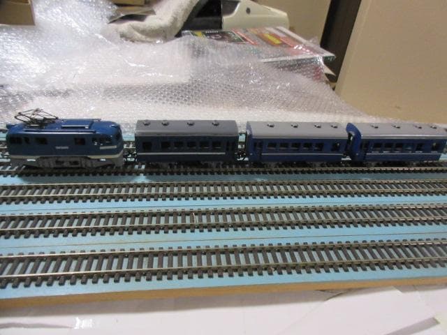 鉄道模型（HOゲージ）入門 豆ブルートレイン　機関車・客車セット （金属製品）