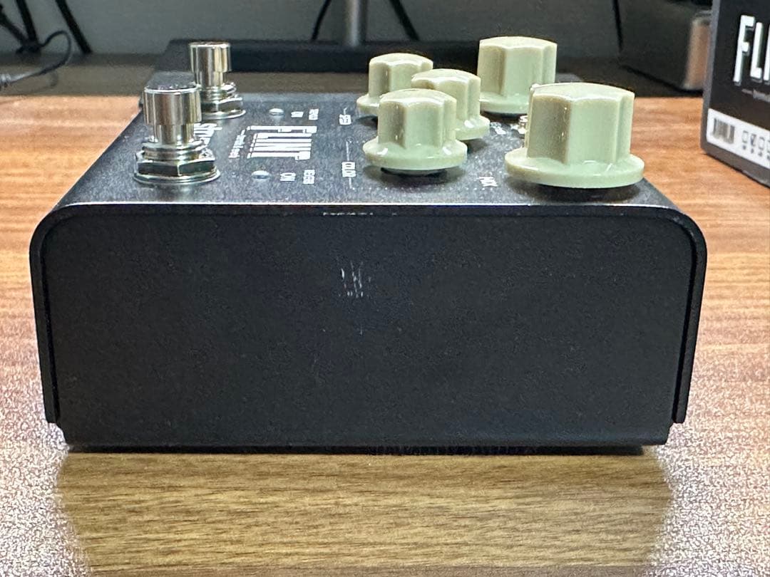 Strymon FLINT V2 トレモロ・リバーブ