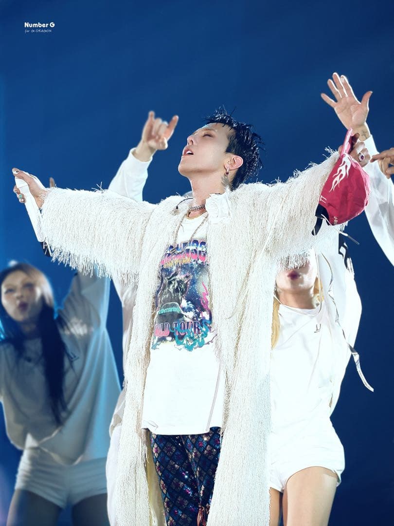 即発送可能　G-DRAGONワールドツアー Tシャツ ホワイト