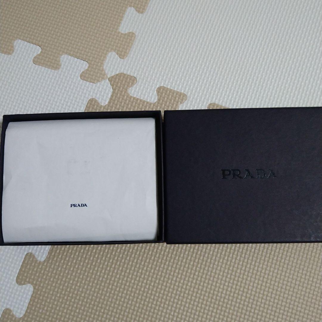 PRADA ピンク 二つ折り財布 PORTAFOGLIO
