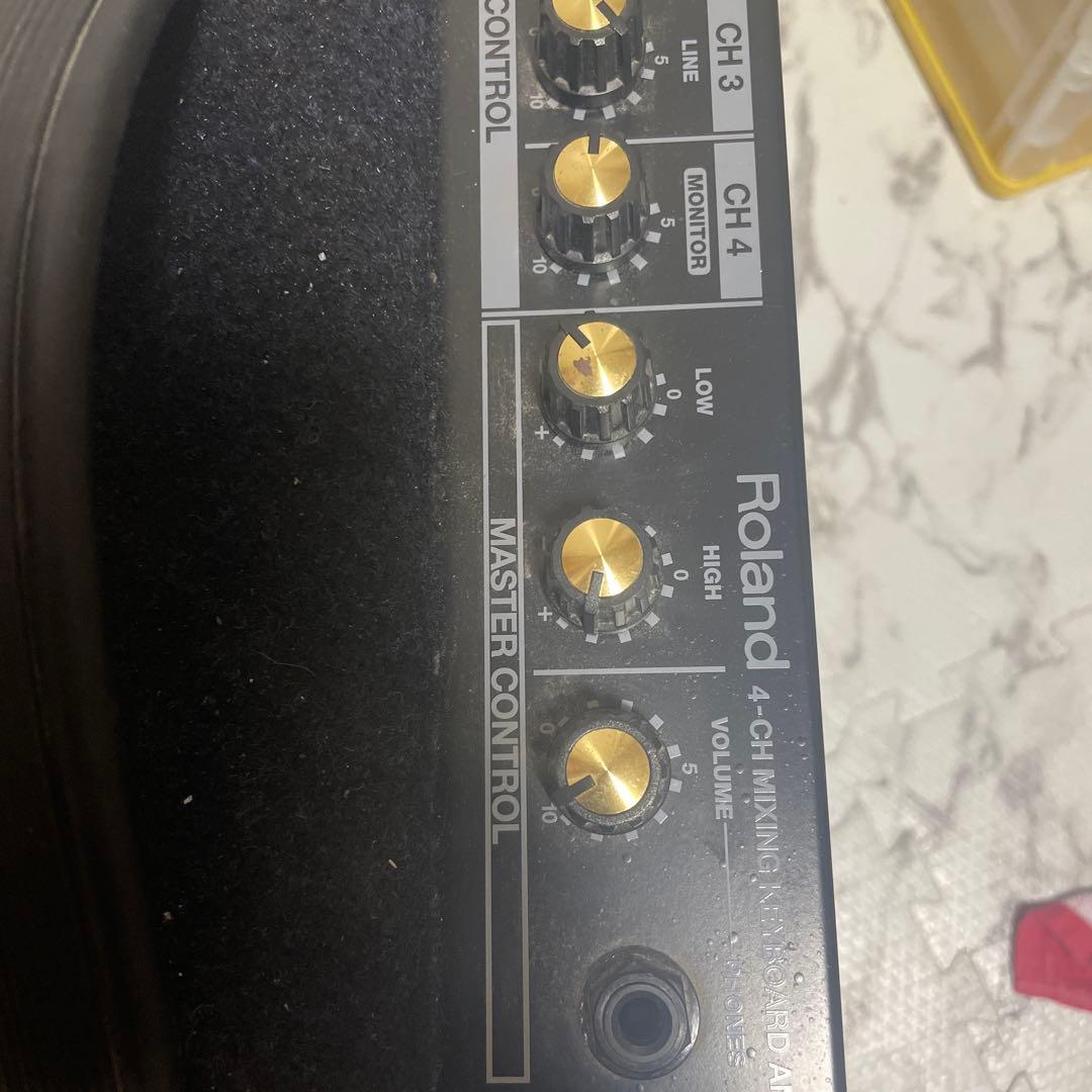 Roland ローランド キーボードアンプ KC-150