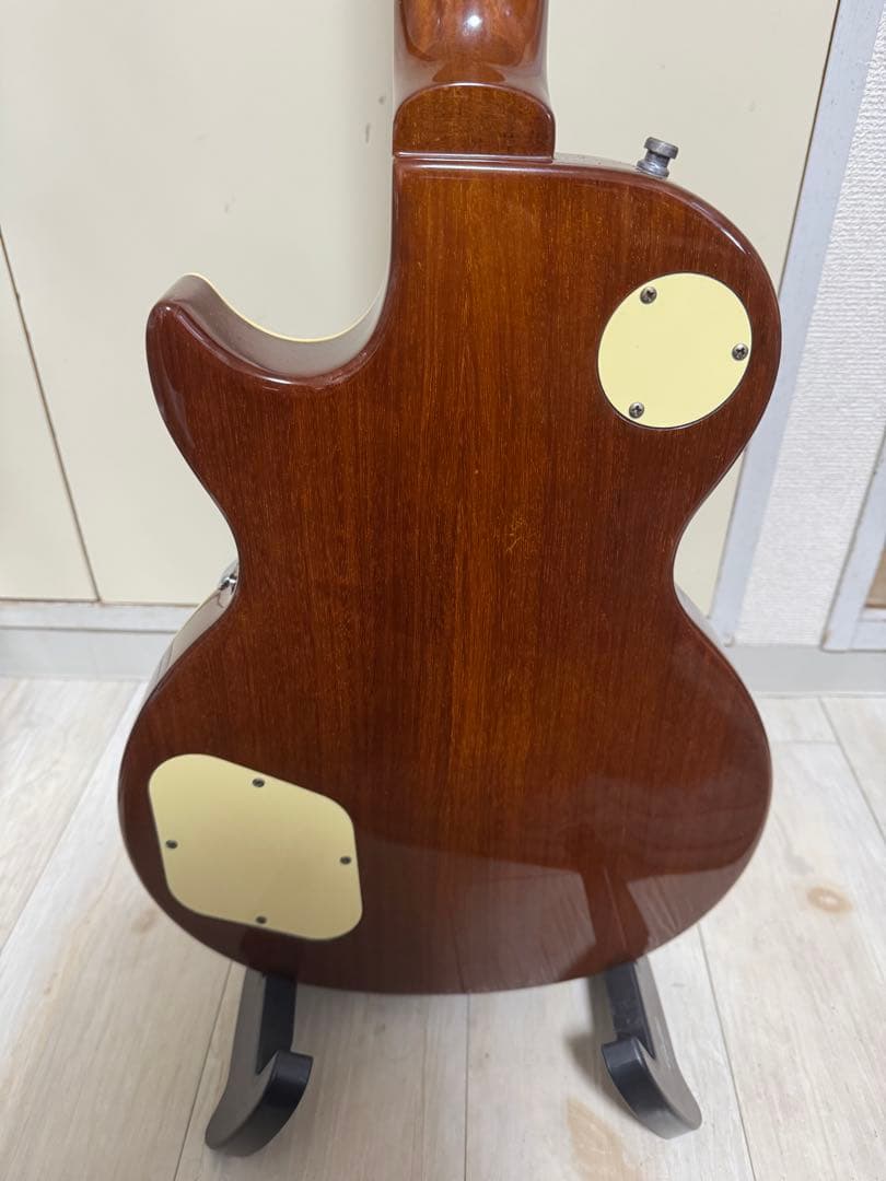 Bacchus レスポールタイプ