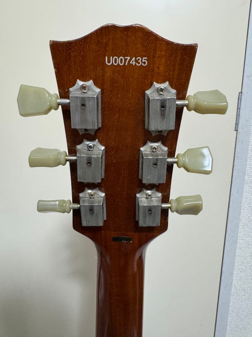 Bacchus レスポールタイプ