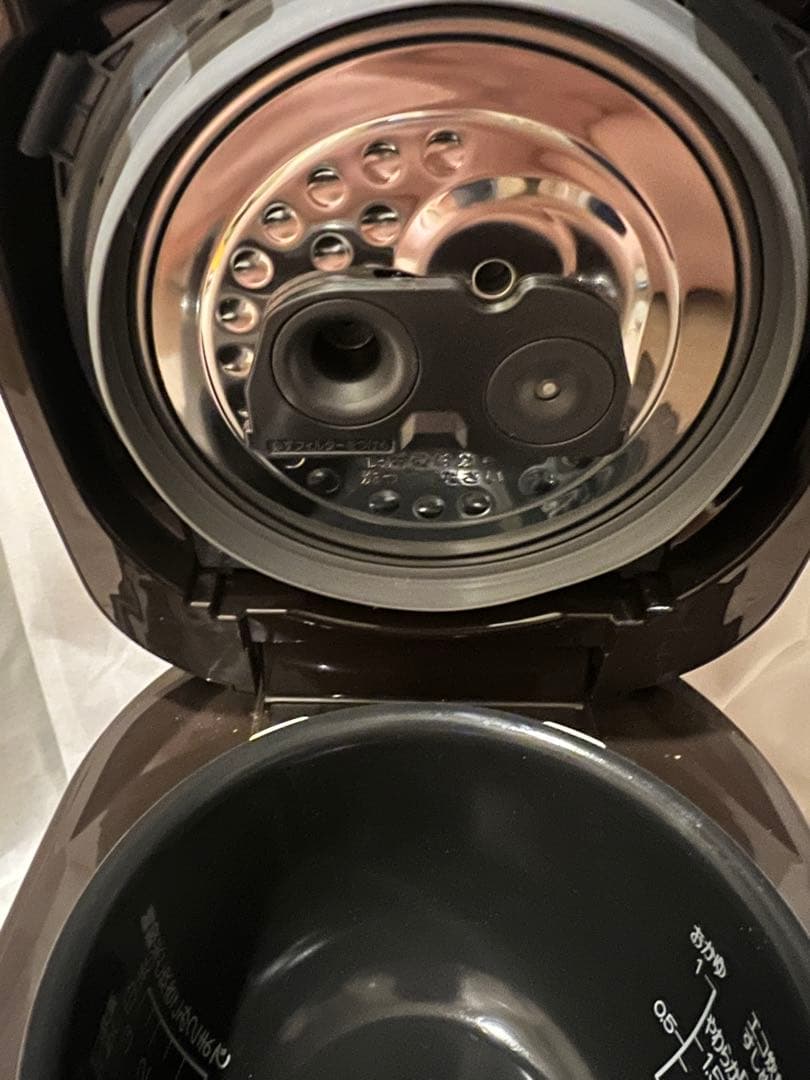 象印　炊飯器　3合　2024年製　NP-RN05