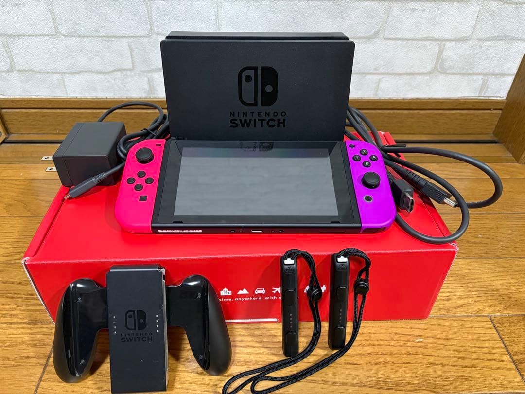 【どんぐりさん専用】Nintendo Switch 本体
