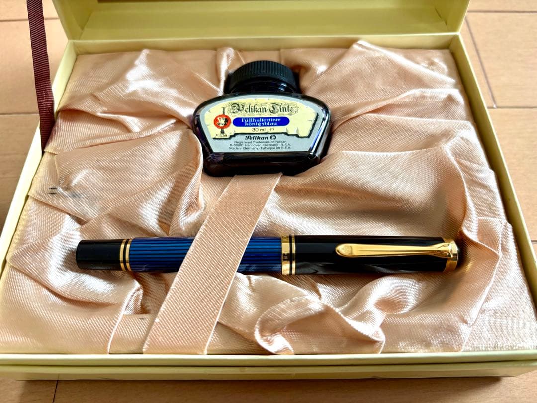 【美品】ペリカン万年筆 スーベレーン M400 青縞 インク2個 14金ロジウム