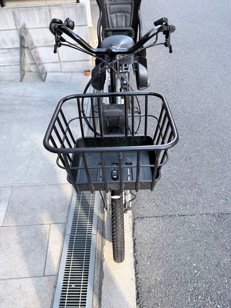 子供乗せ　ヤマハ　電動アシスト自転車 チャイルドシート付き グレー