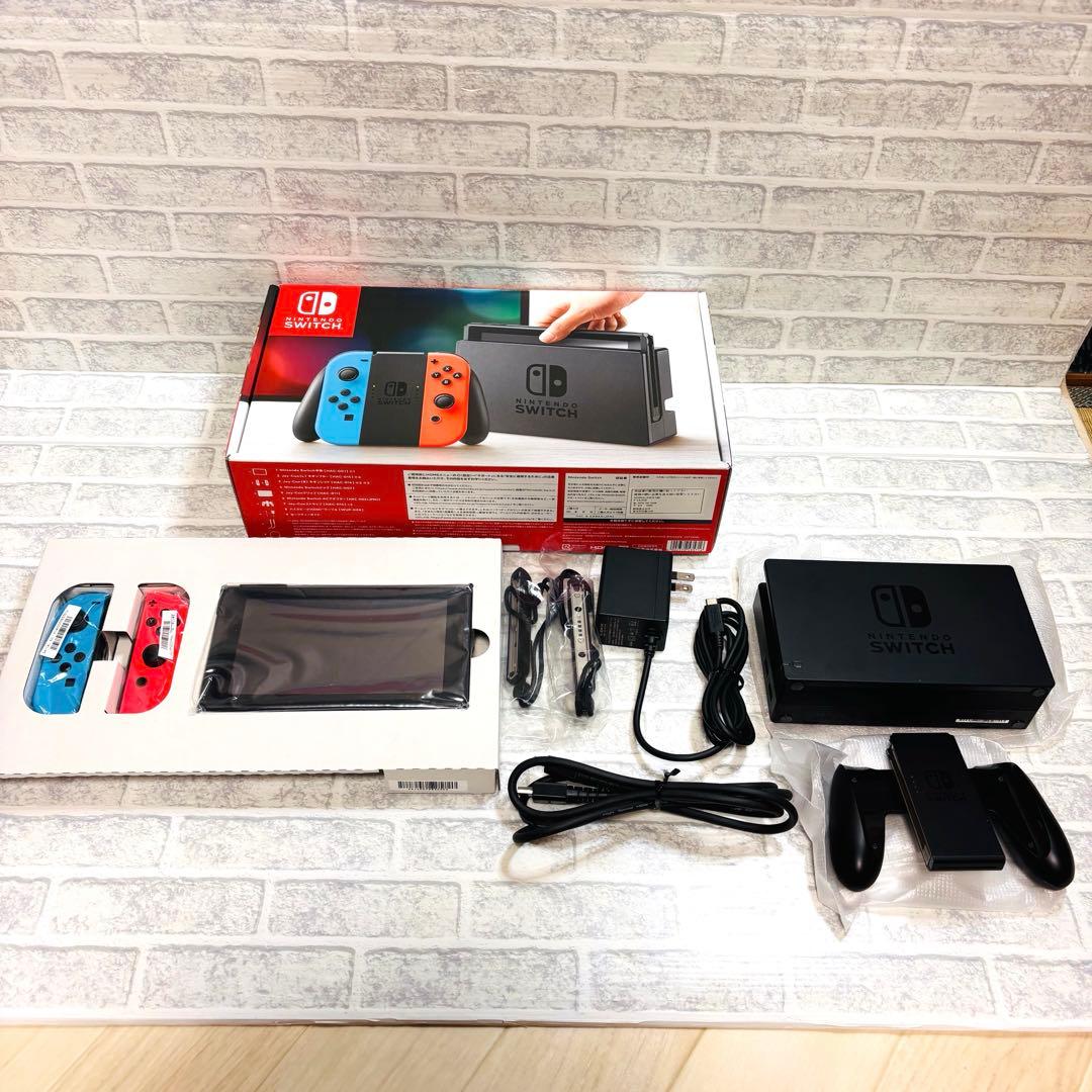 ともさん専用　Nintendo Switch ネオンレッド・ネオンブルー