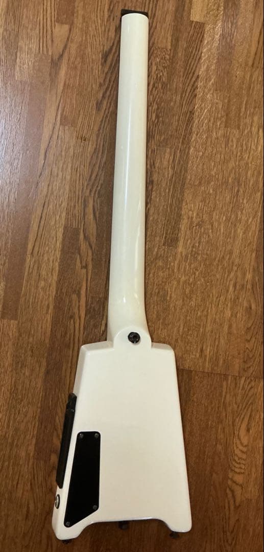 スタインバーガー　Spirit 美品　ギター　ホワイト　普通弦用アダプター付き