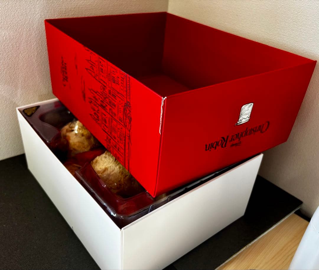 プーと大人になった僕　プー＆ピグレット　２体セット　ホットトイズ　フィギュア