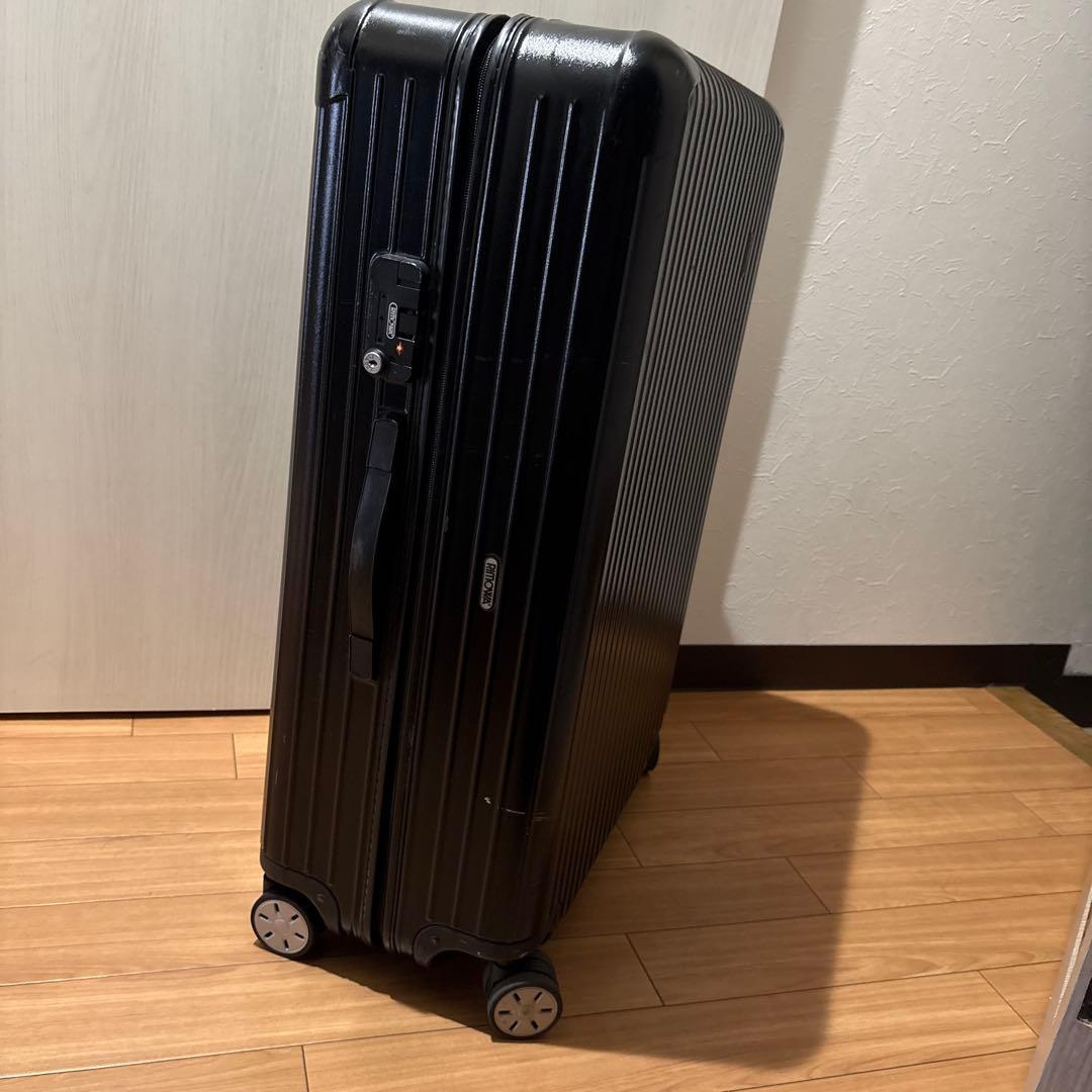Rimowa リモワ　黒　大型スーツケース