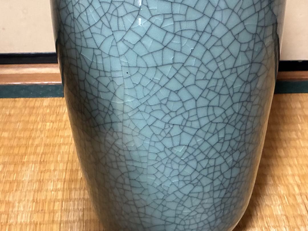 ひび割れ模様の青い花瓶 壺 花入 中国？