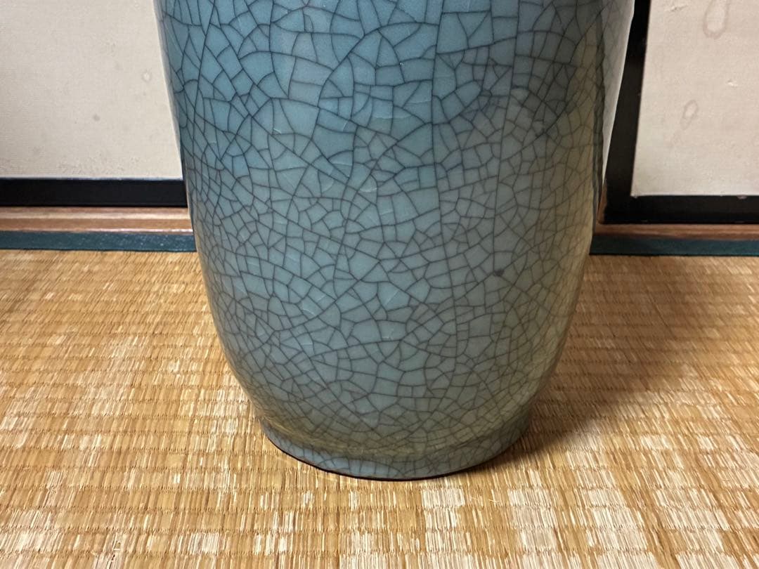 ひび割れ模様の青い花瓶 壺 花入 中国？