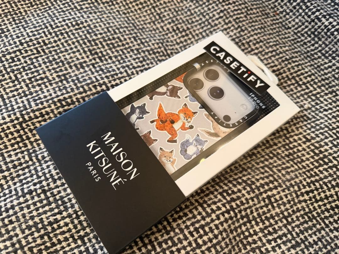 CASETiFY MAISON KITSUNÉ iPhone 17Pro ケース